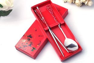 結婚用品婚慶回禮 實用創意婚宴抽獎小禮品 婚禮禮品餐具年年有余 心朵婚慶用品